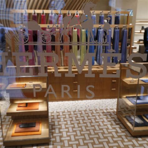 Hermès Salaries in Paris .